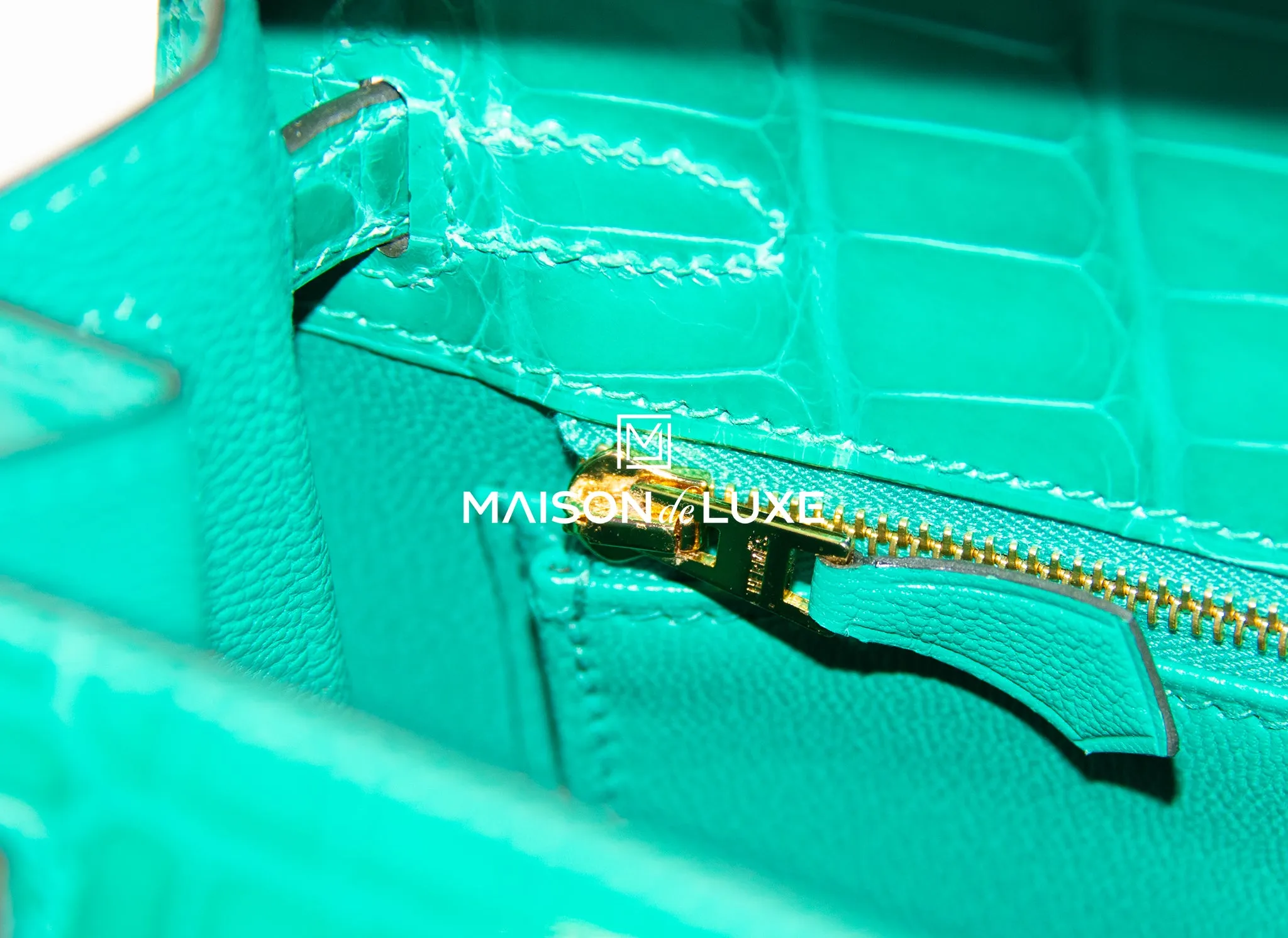 Hermes Kelly Sellier 25 Vert Jade Shiny Crocodile Alligator Handbag